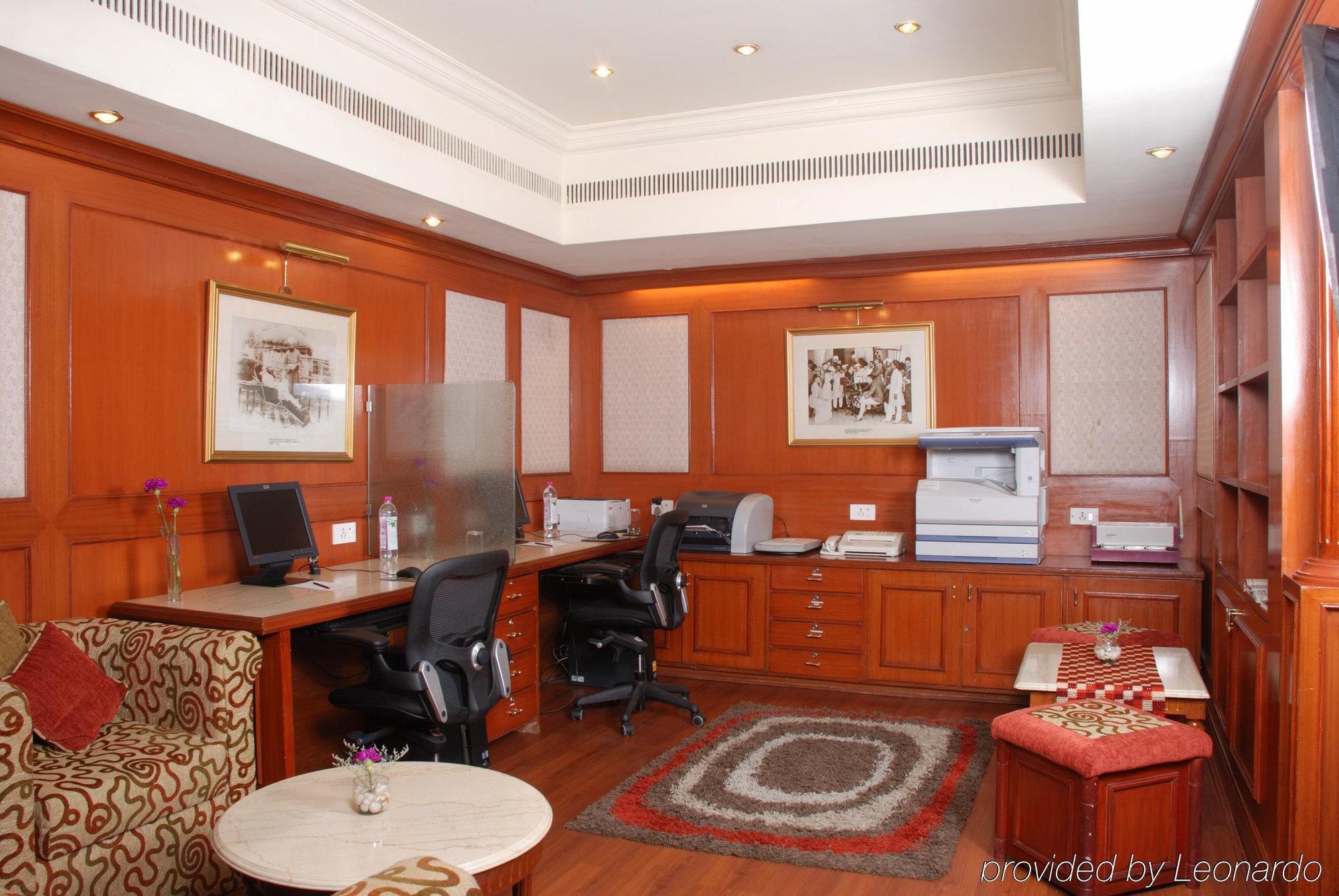 Taj Banjara Hotel Hyderabad Facilities photo